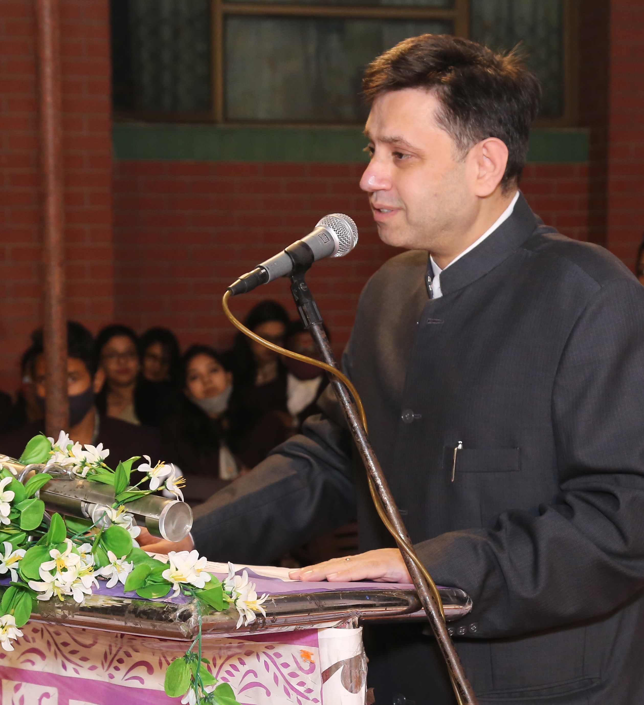 MS-ACHLA-CHAUDHRY.jpg
